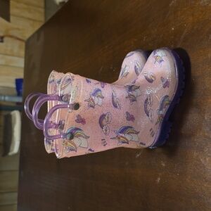 Zoogs Light Up Unicorn Rainboots‎ Size 6